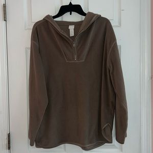 H&M light brown/taupe fleece 1/4 zip hoodie. Oversized very soft. Size XL